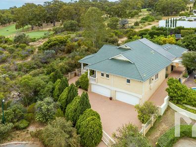 10 Strain Street, Bicton WA 6157