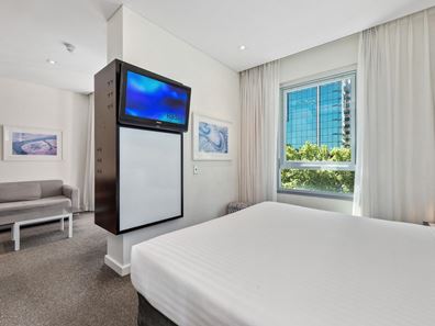 102/33 Mounts Bay Road, Perth WA 6000