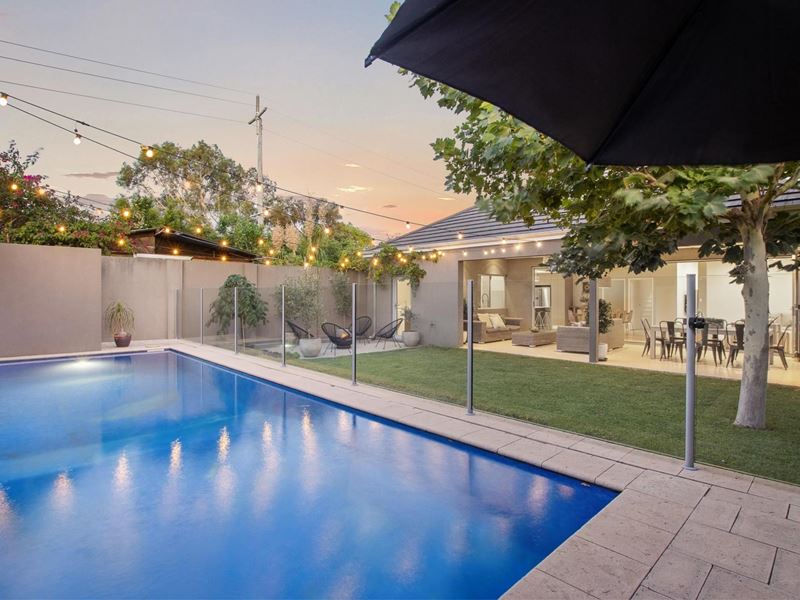 18 Arundel St, Bayswater