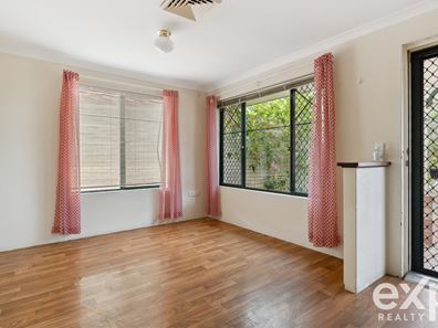 7/25 Inverness Court, Cooloongup WA 6168