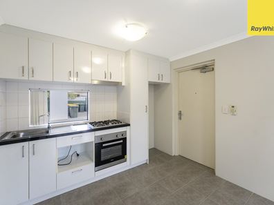 7/13 Spring Avenue, Midland WA 6056