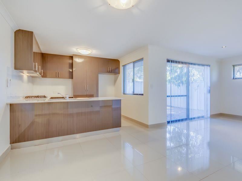 7/18 Gladstone Raod, Armadale WA 6112