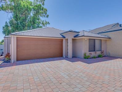 7/18 Gladstone Raod, Armadale WA 6112