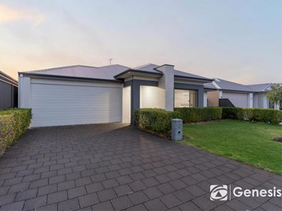 19 Plavin Street, Piara Waters WA 6112