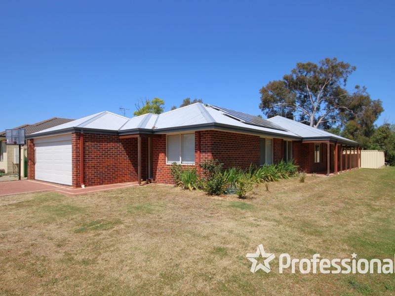 2 Tomba Way, Harvey WA 6220