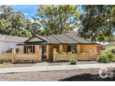 122 Runnymede Gate, Wellard WA 6170