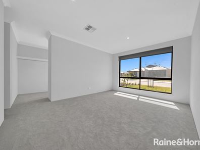 52 Laura Grange, Brabham WA 6055