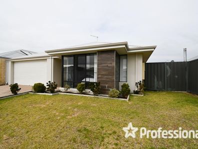 14 Langley Street, Lakelands WA 6180