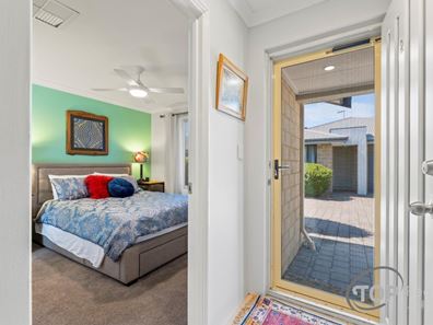 Unit 2/90 Renou Street, East Cannington WA 6107