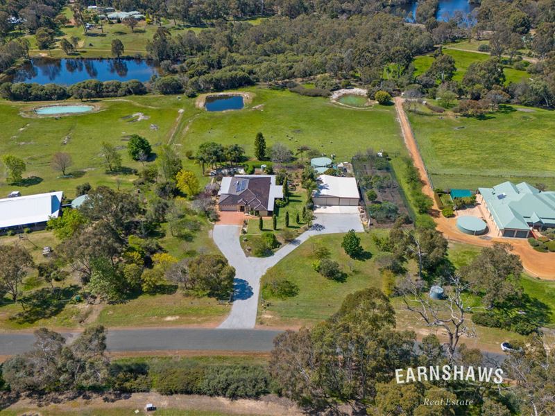 187 Strawberry Hill Drive, Gidgegannup WA 6083