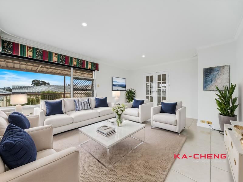 20 Thursley Way, Morley