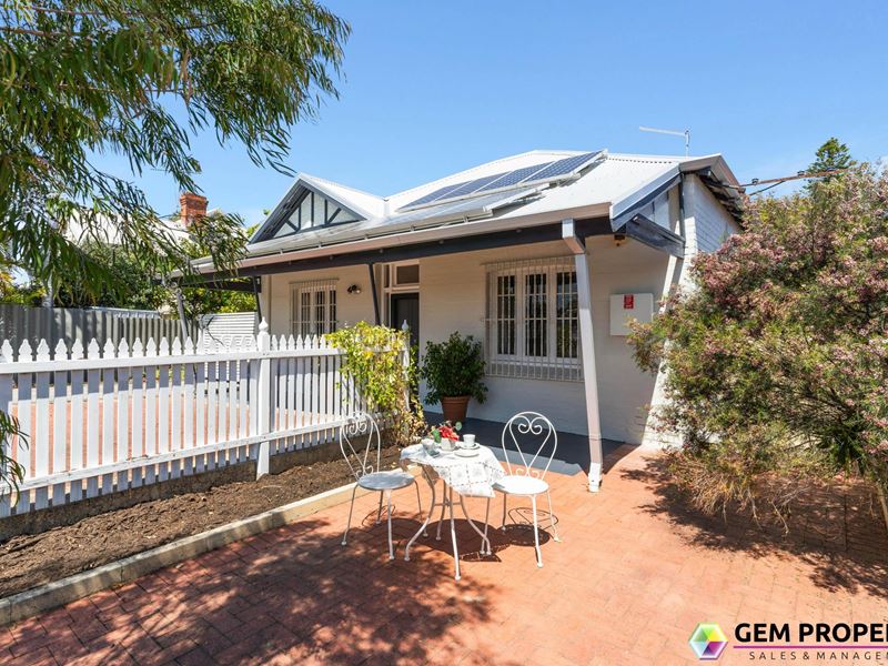 77 Kitchener Avenue, Victoria Park