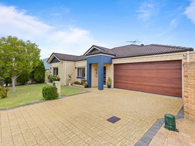 5 Eastcliff Street, Madeley WA 6065