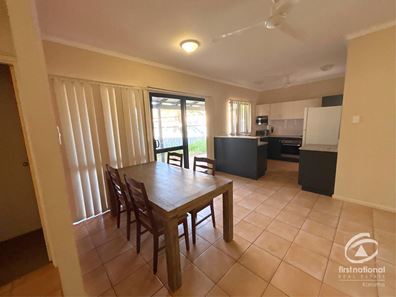 7/2 Buchanan Circuit, Baynton WA 6714