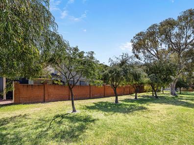 44A Grebe Street, Stirling WA 6021