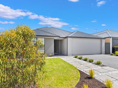 86 Lakefield Drive, Brabham WA 6055