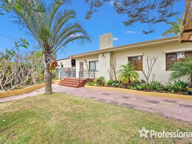 12 Compton Street, Balga WA 6061