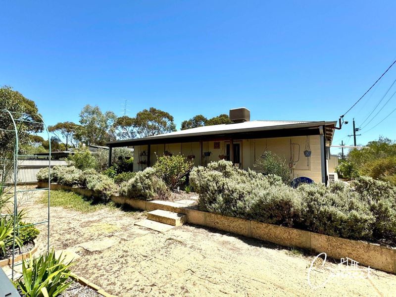 3 Battery Street, Muluckine WA 6401