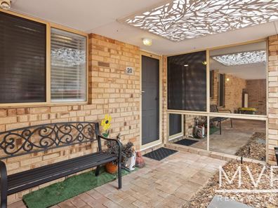 20/1-3 Stanbury Place, Kardinya WA 6163