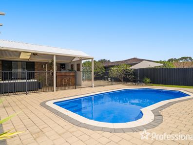 11 Claygate Way, Kingsley WA 6026