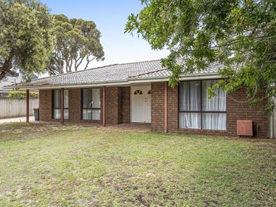 8 Cowan Place, Safety Bay WA 6169