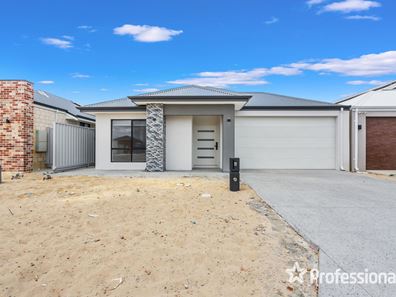 4 Caesars Way, Brabham WA 6055