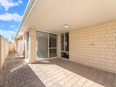 4 Jarvis Road, Haynes WA 6112