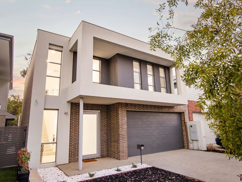 21 Goodrick Loop, Willagee WA 6156