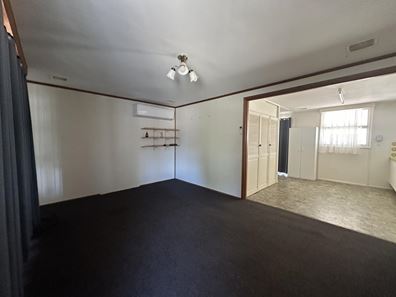 2 Whitehead Road, Gnowangerup WA 6335
