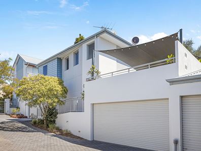 2/44 Pearl Parade, Scarborough WA 6019