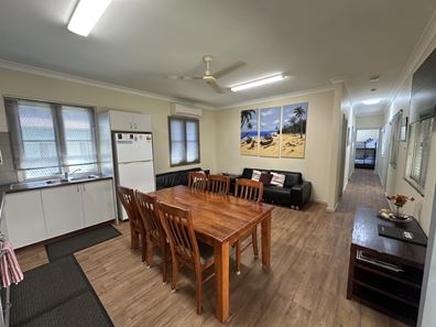 30/78 Maidstone Crescent, Exmouth WA 6707