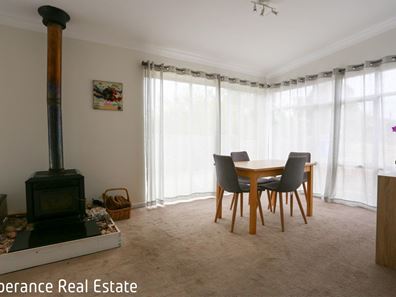 21 Burton Road, Castletown WA 6450