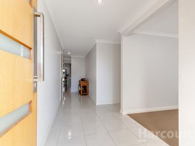 8 Prelude Rise, Eglinton WA 6034