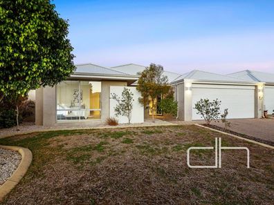 40 Helmsley Parkway, Alkimos WA 6038