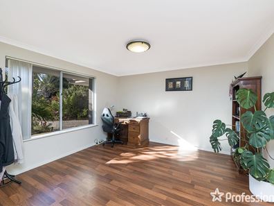 24 Pinegrove Mews, Currambine WA 6028