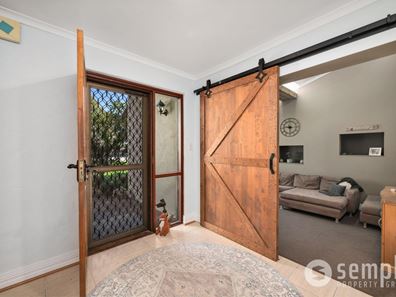 11 Gariver Street, Leeming WA 6149
