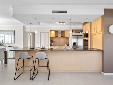 9 Delgado Parade, Iluka WA 6028