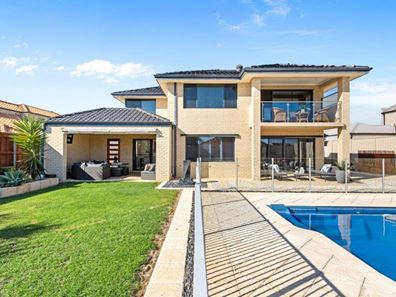 9 Delgado Parade, Iluka WA 6028