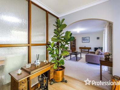 38 Barridale Drive, Kingsley WA 6026