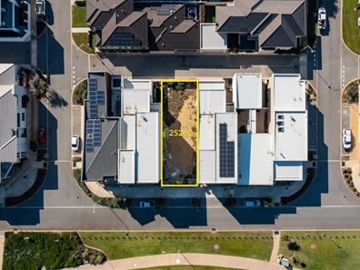 28 Socrates Parade, North Coogee WA 6163