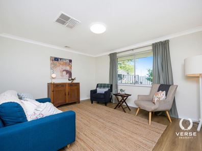 9 Hove Court, Forrestfield WA 6058