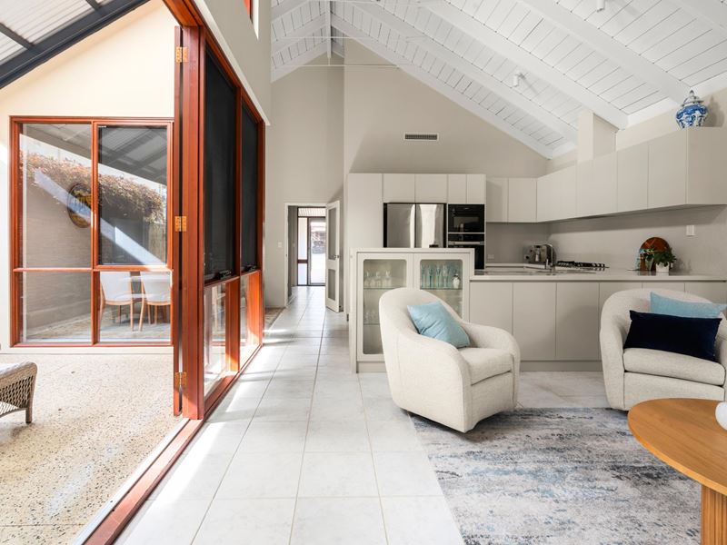 7B Yilgarn Street, Shenton Park WA 6008