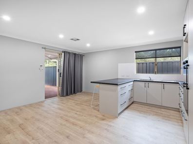 1/7 Conifer Close, Ballajura WA 6066