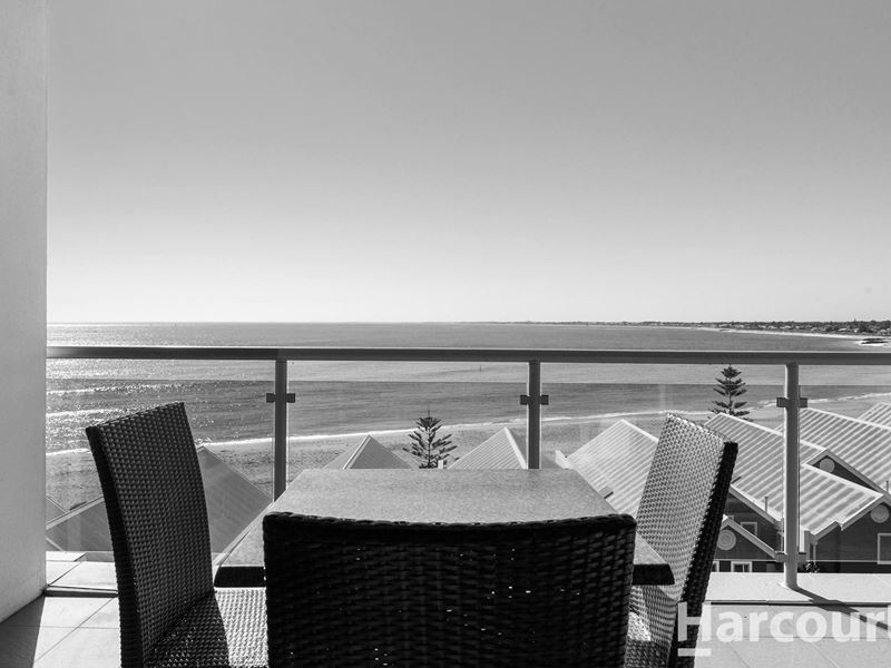 68/16 Dolphin Drive, Mandurah WA 6210