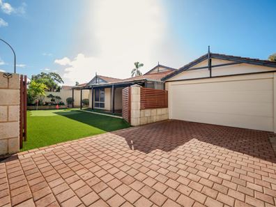 7 Meere Lane, Clarkson WA 6030