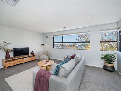 25/82 Royal Street, East Perth WA 6004