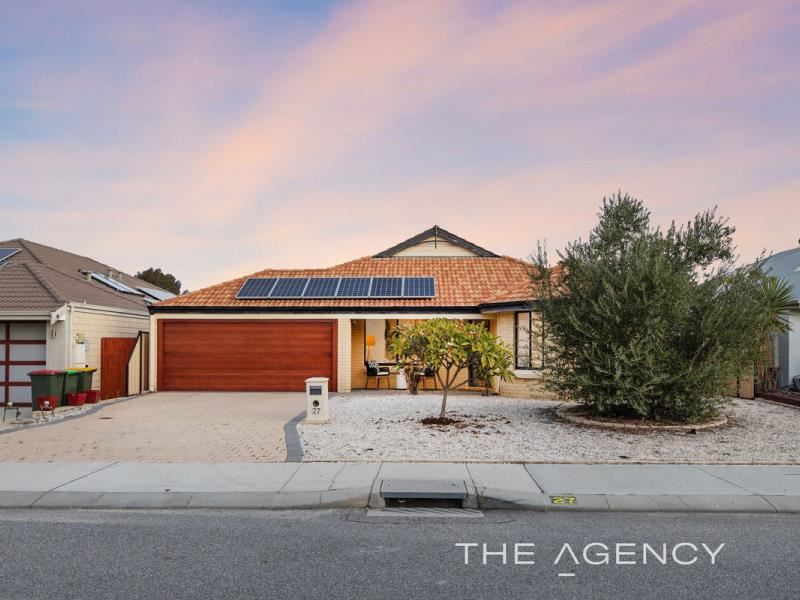 27 Rocklands Loop, Carramar WA 6031