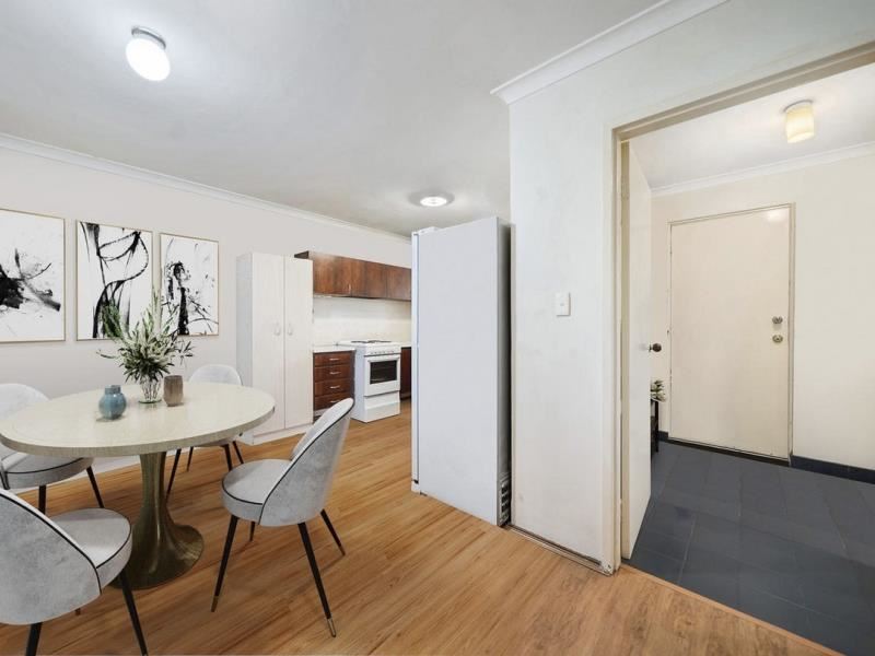 4 Brookdale Drive, Armadale WA 6112