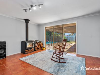 8 Hartrey Lane, Hannans WA 6430