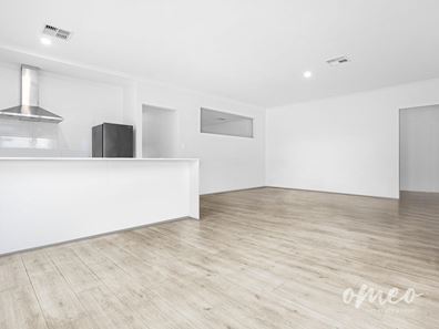10 Mallacoota Parade, Anketell WA 6167
